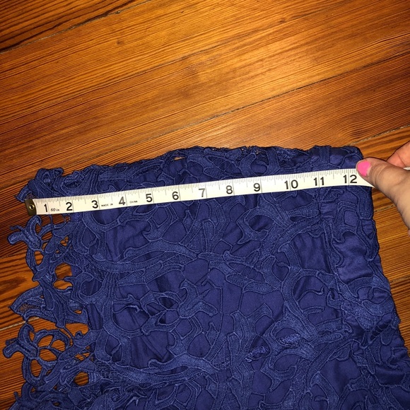 Pins & Needles Crochet Shorts - Picture 6 of 6